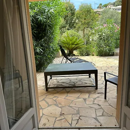 Constance 1 - Spacieux Duplex Avec Jardin Antibes