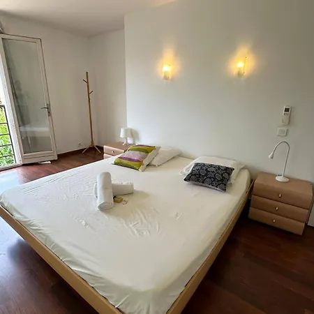 Apartamento Constance 1 - Spacieux Duplex Avec Jardin Antibes