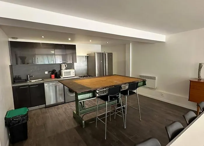 Constance 1 - Spacieux Duplex Avec Jardin Appartement Antibes